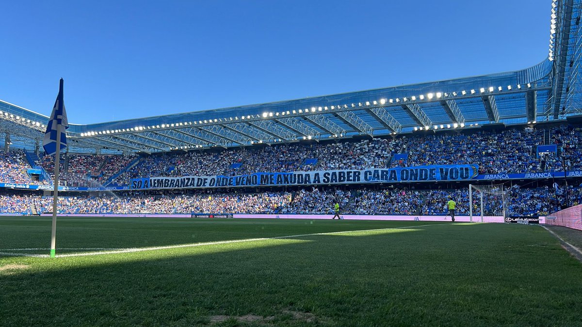 La vida es más bella cuando la tiñes de blanquiazul 💙🤍