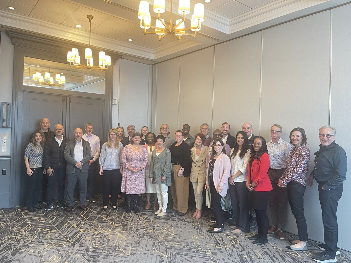 A fantastic group of @AACAP members - true champions for mental health - all here in DC this weekend building out our Annual Meeting Program. Thanks you for your time, efforts & expertise. Seattle’s going to be amazing!!!