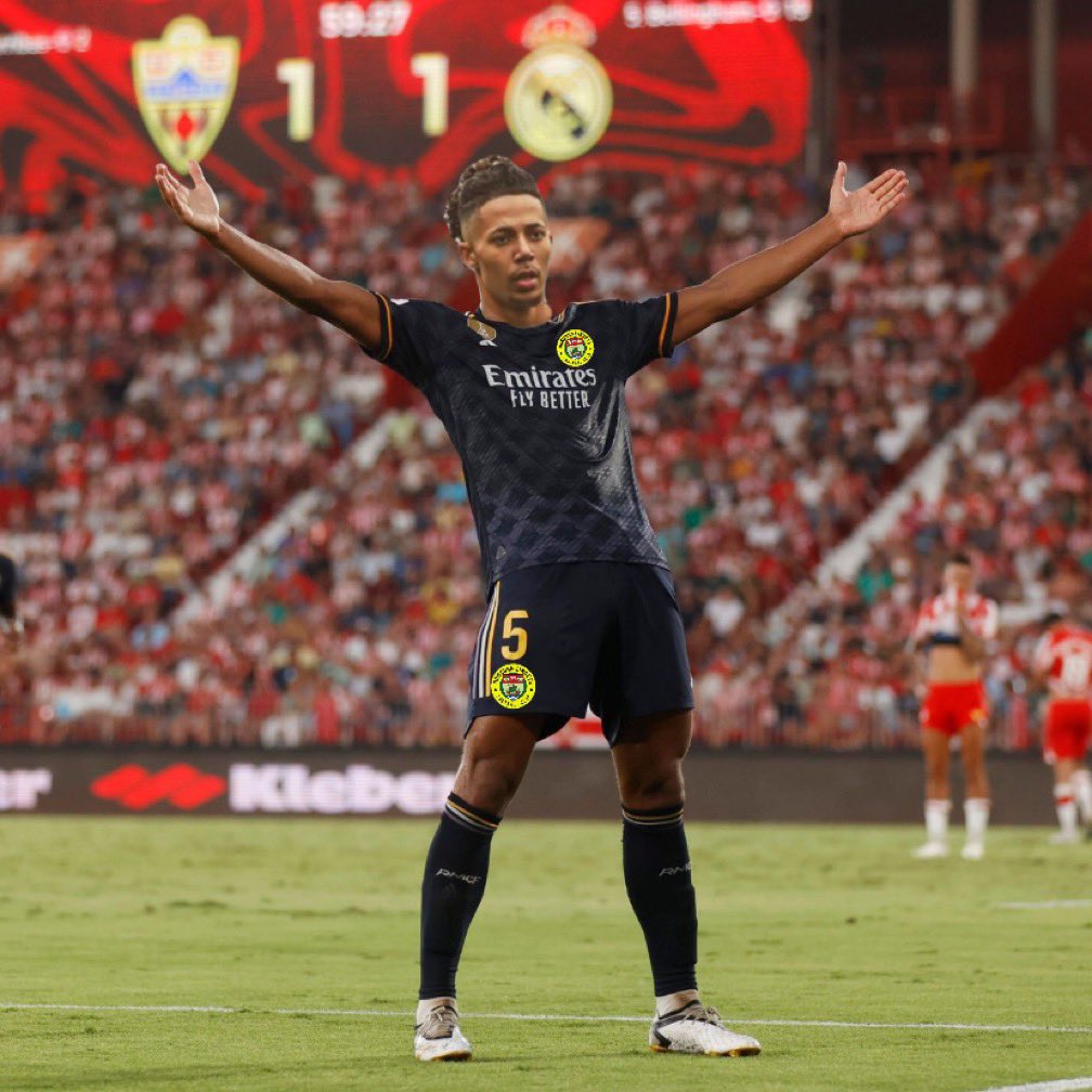 <a href="/11thompsonJoe/">Thomo.</a> 🐐