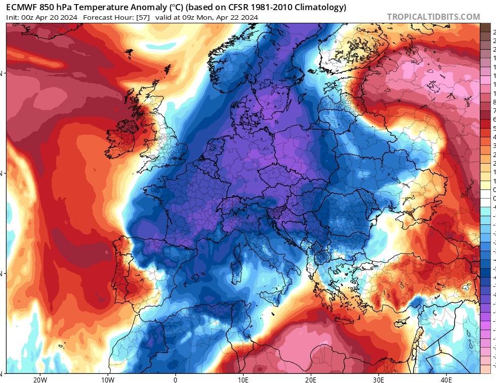 severeweatherEU's tweet photo. The next few days will sadly result in what we were afraid of. There is a high-risk potential for a catastrophic morning frost across most of central Europe. The air mass is so cold for late April that it could significantly damage blooming fruit trees, vineyards, and crops. https://t.co/6WU4gtv6lJ