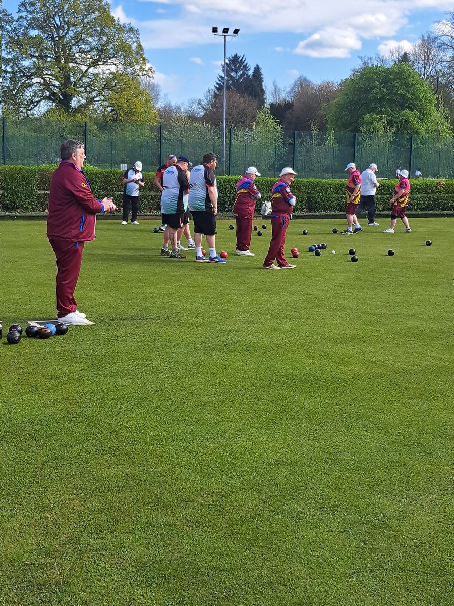 Today we welcomed Garndiffaith Bowls Club to Pontypool Park for a friendly fixture played over 21 ends.
Pontypool came out on too winning 3 rinks to Garndiffaith 1 rink.
PPG had 86 shots to Garn 66 shots.