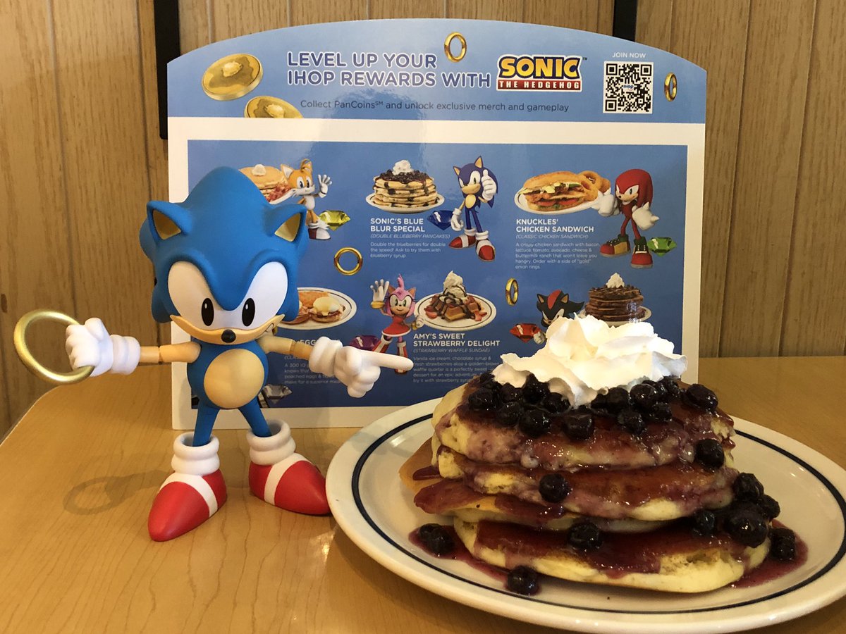 Had to run to @iHop for Sonic’s Blue Blur Special! #SonicTheHedgehog