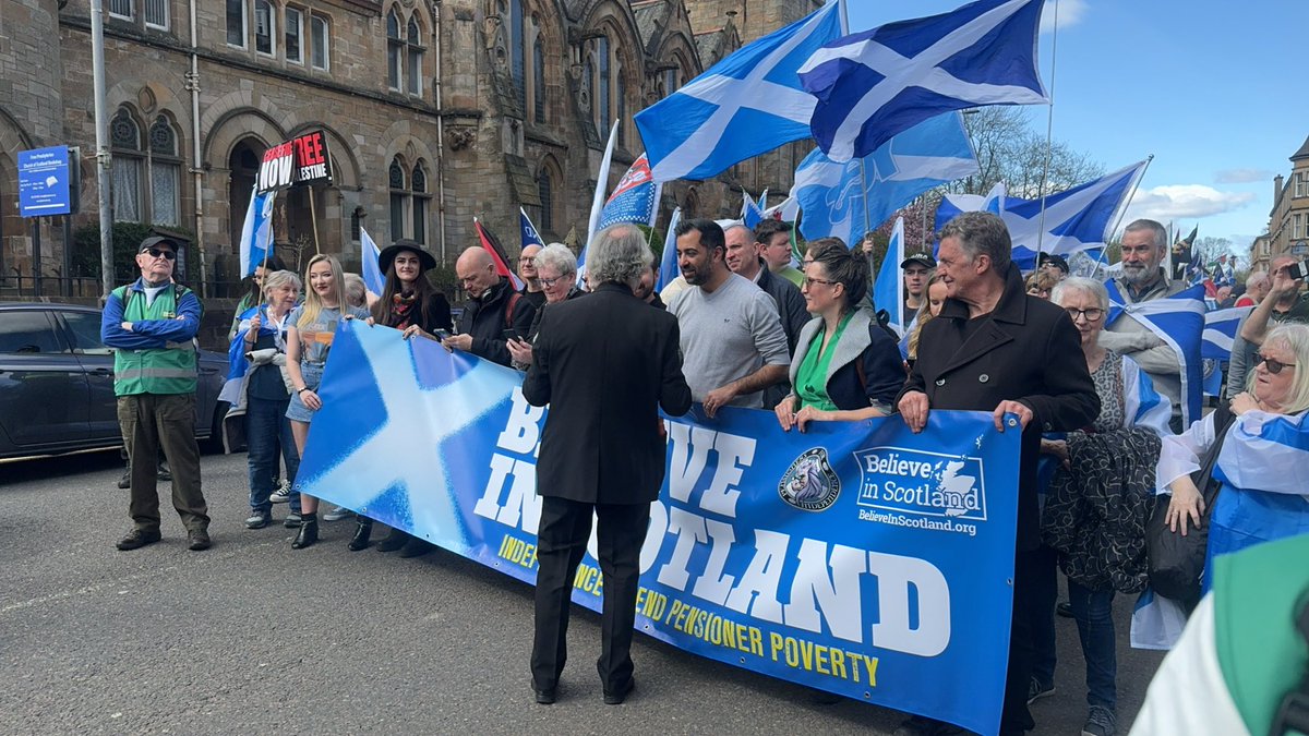 Great Day out for the @believeinscot March today.  Speakers were great, crowd was great and the organisation of the event clean cut and flawless. #saorsascot #independenceisnormal #BelieveInScotland