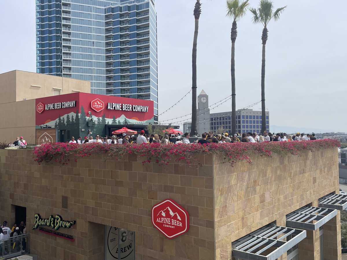 ⚾ Heading to @petcopark this weekend? Enjoy baseball, brews and views from our rooftop bar. Reminder: The Alpine Taproom is the only place to get beer after the 7th inning in the stadium. You heard it here first! #AlpineBeerCo #PetcoPark