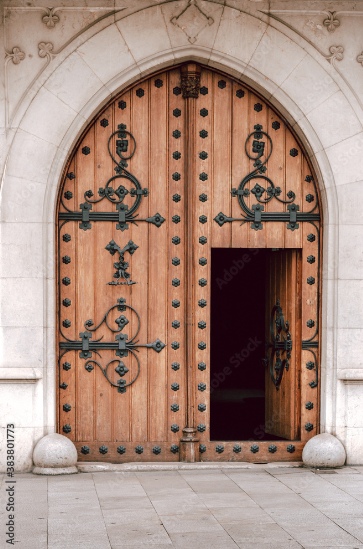 SketchBe's tweet photo. @anastasiaopara might i suggest a missing door in your fine collection? the door in door thingy (for some reason very comon in parishes etc ) see stock example below🤓 https://t.co/Yq1Lw3ZdRn