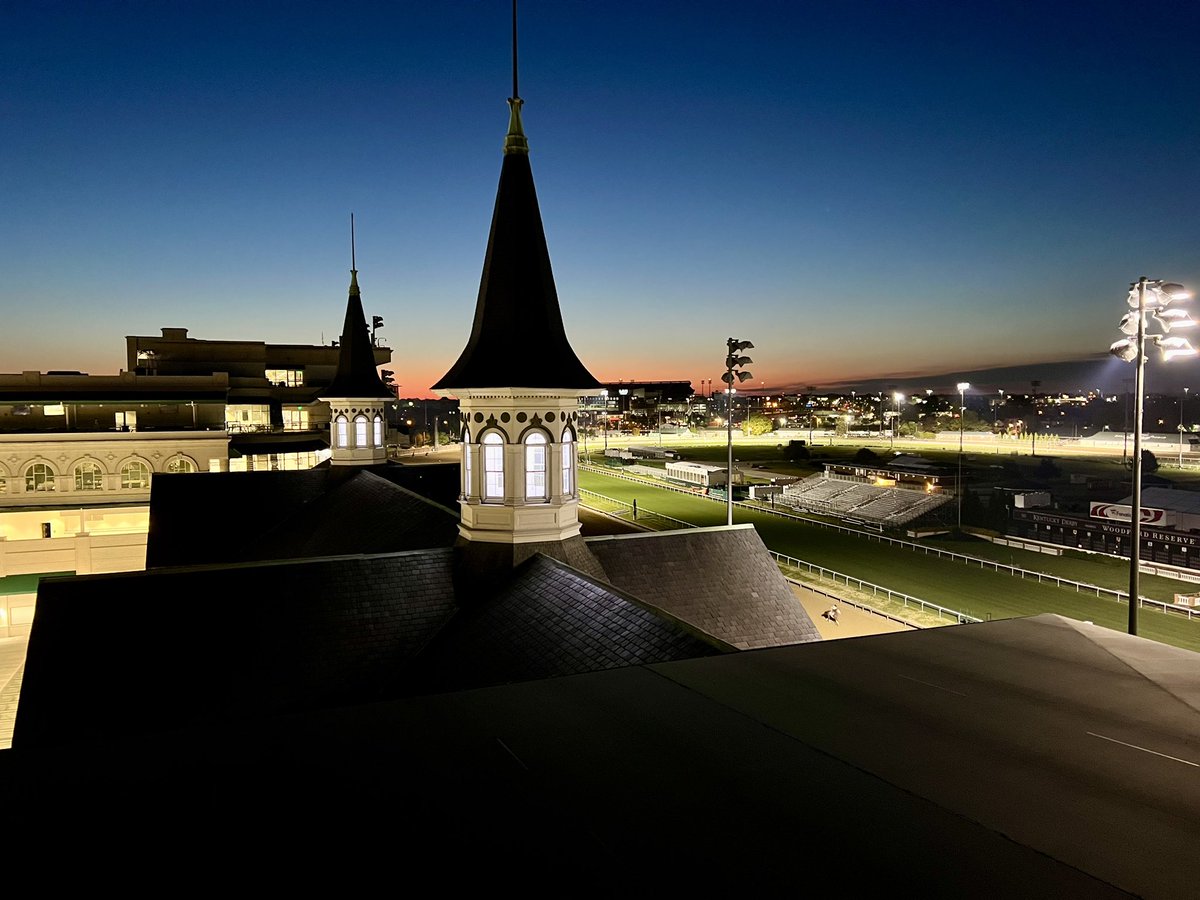 Nothing like a room with a view! We’ll be back on air tomorrow for the Morning Works Show. Streams live on Facebook, YouTube and X via @KentuckyDerby from 7:25-7:45 a.m. (ET) & will feature the 15-minute exclusive training period for Kentucky Derby and Oaks contenders.