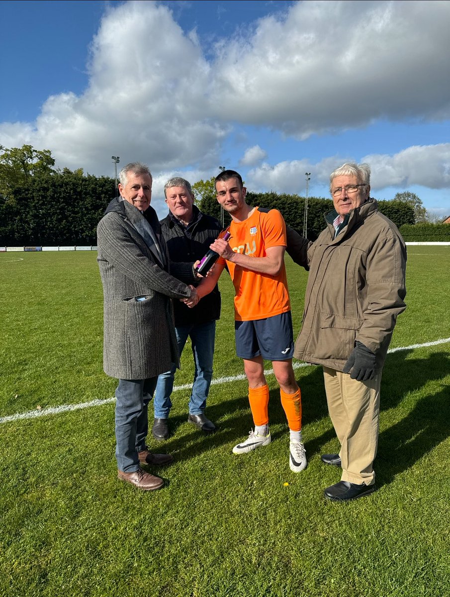 DissTownFC's tweet photo. Today’s match sponsor representatives Cranley Sports &amp; Classics Ltd chose @BlythJames7 as man of the match. James joined for the last third of the season and has really impressed. 

We would like to thank the players for their efforts and see you at the presentation night 👔🍊 https://t.co/ek5CzgGAN5