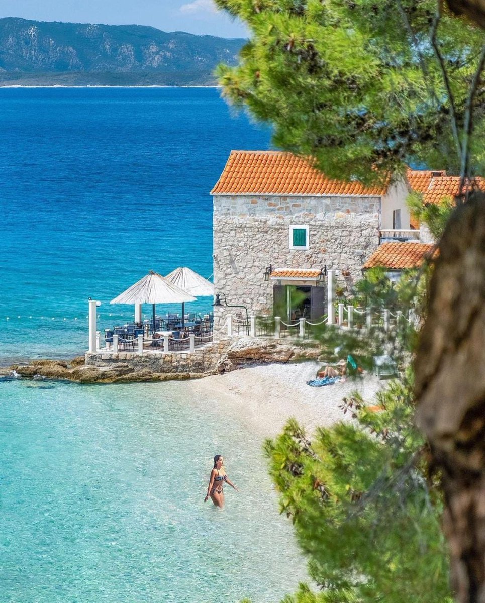 Croatia 🇭🇷
Do you need a vacation place like that?