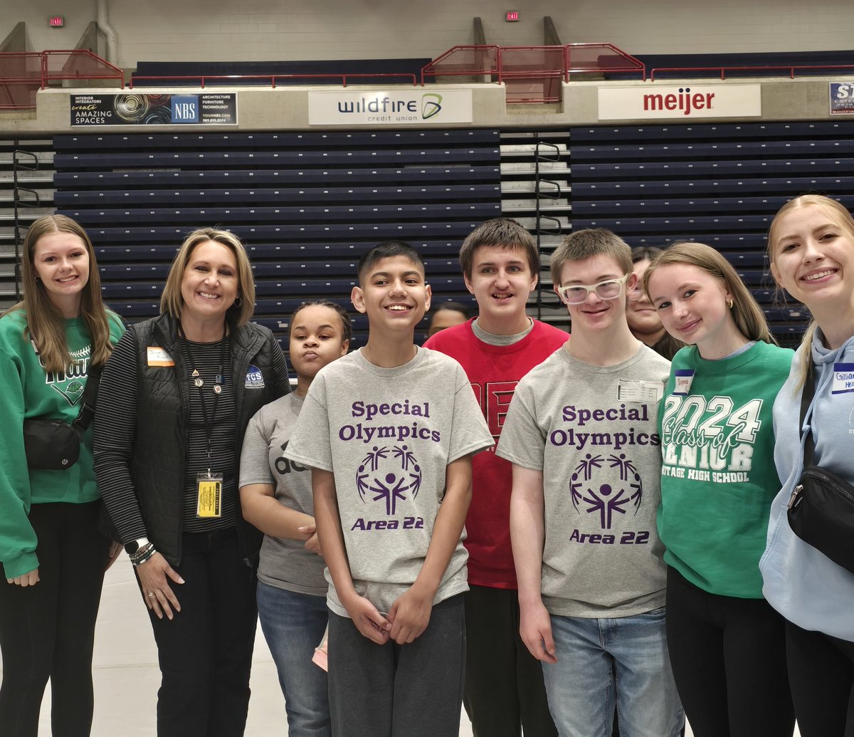 JamieKraatz's tweet photo. Bursting with STCS pride after being part of the Special Olympics opening ceremony! Seeing our students volunteer & participate filled my heart. Huge shoutout to our dedicated teachers & staff who go above and beyond for this event! #SpecialOlympics #STCSPride 🌟 https://t.co/4K1WphF44t