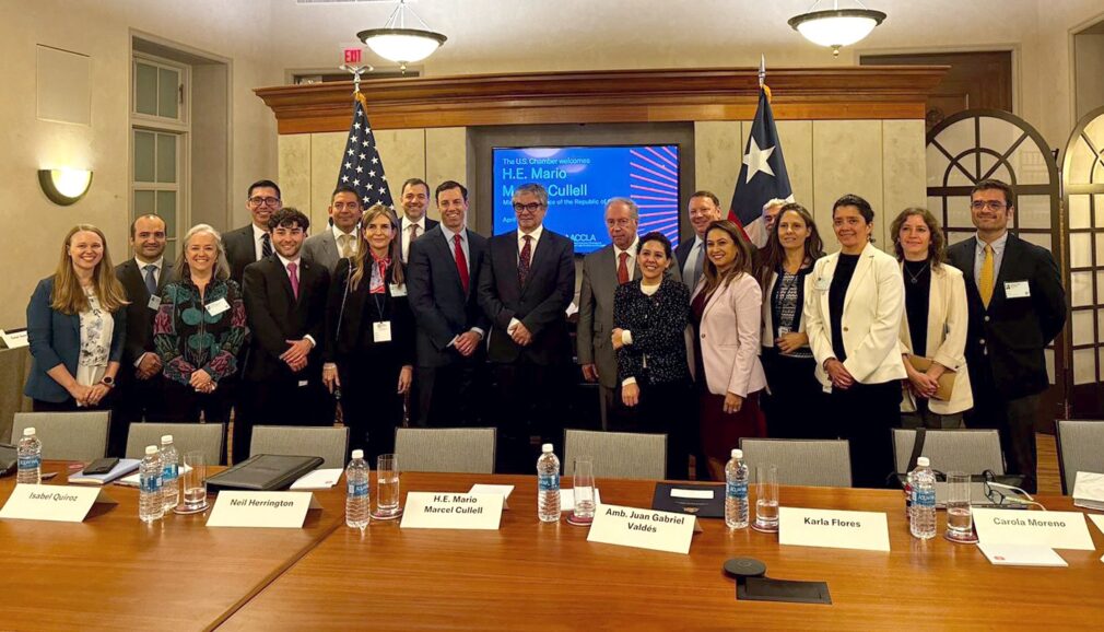 IngridQuezadaM's tweet image. #InversionesExtranjeras 
Ministro Marcel e @InvestChile se reunieron con inversionistas estadounidenses en Washington
investchile.gob.cl/es/ministro-ma…