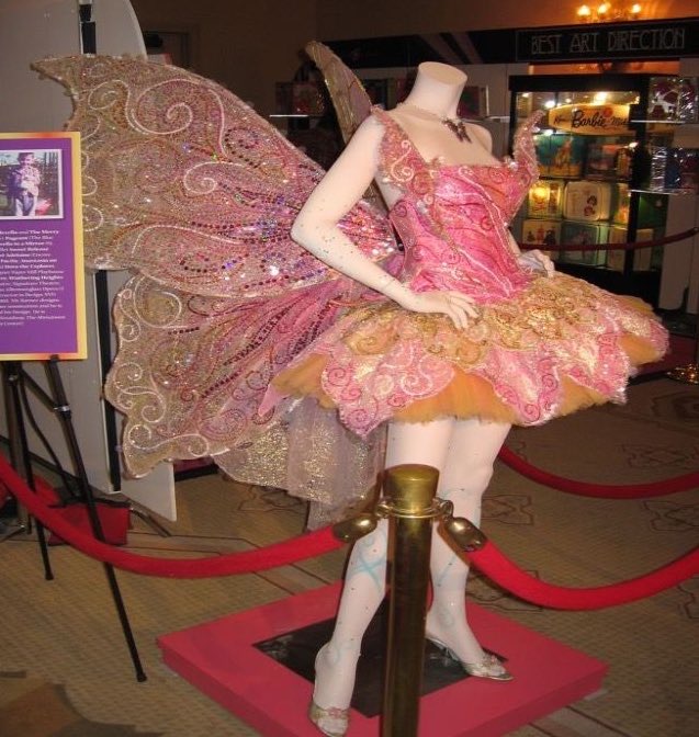 dollcinema's tweet photo. barbie "live in fairytopia!" costumes designed by gregg barnes (2006) https://t.co/rfJWesOqRJ