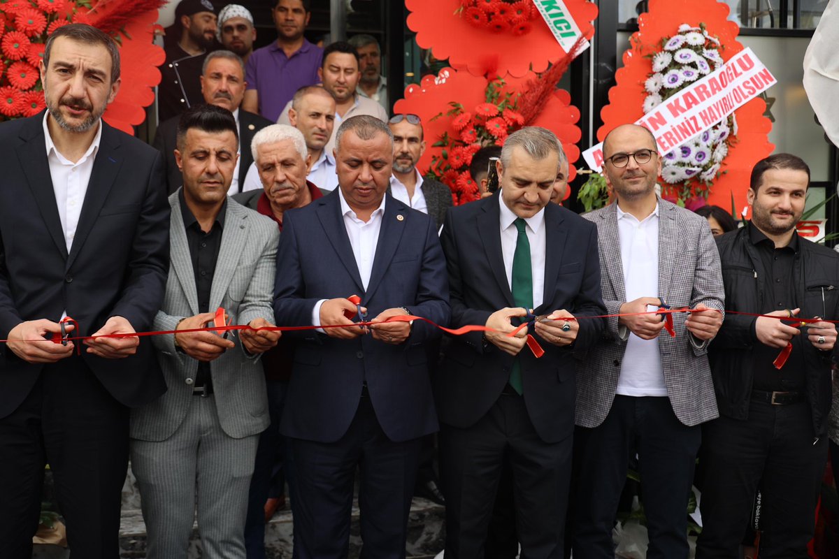 Belediye Başkan Yardımcımız Atila Yıldırım ve Belediye Başkanımızın eşi Cemile Bilecen ile birlikte Mada Kids ve Mokka Cafe’nin açılışına katıldı. Açılan her yeni işyeri memleketimiz için bereket, istihdam ve katma değerdir. ✅