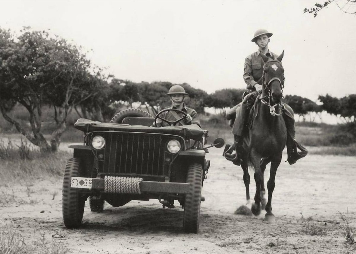 What a duo! Have a great day! #vintage #saturdayvibes #legends #history
..................... 
Happy Saturday! #saturday
........................ 
📸 Unknown #jeep #jeeplife #legendary1941 #history