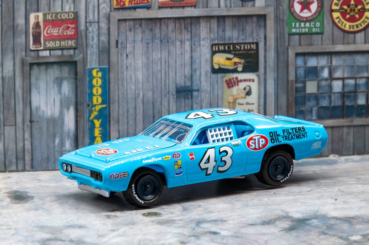 1972 Plymouth Road Runner Stock Car: Richard Petty: Johnny Lightning #johnnylightningdiecast #johnnylightningdiecastcars #johnnylightning #johnnylightningcollectors #diecastcollector #diecastcollection #diecast