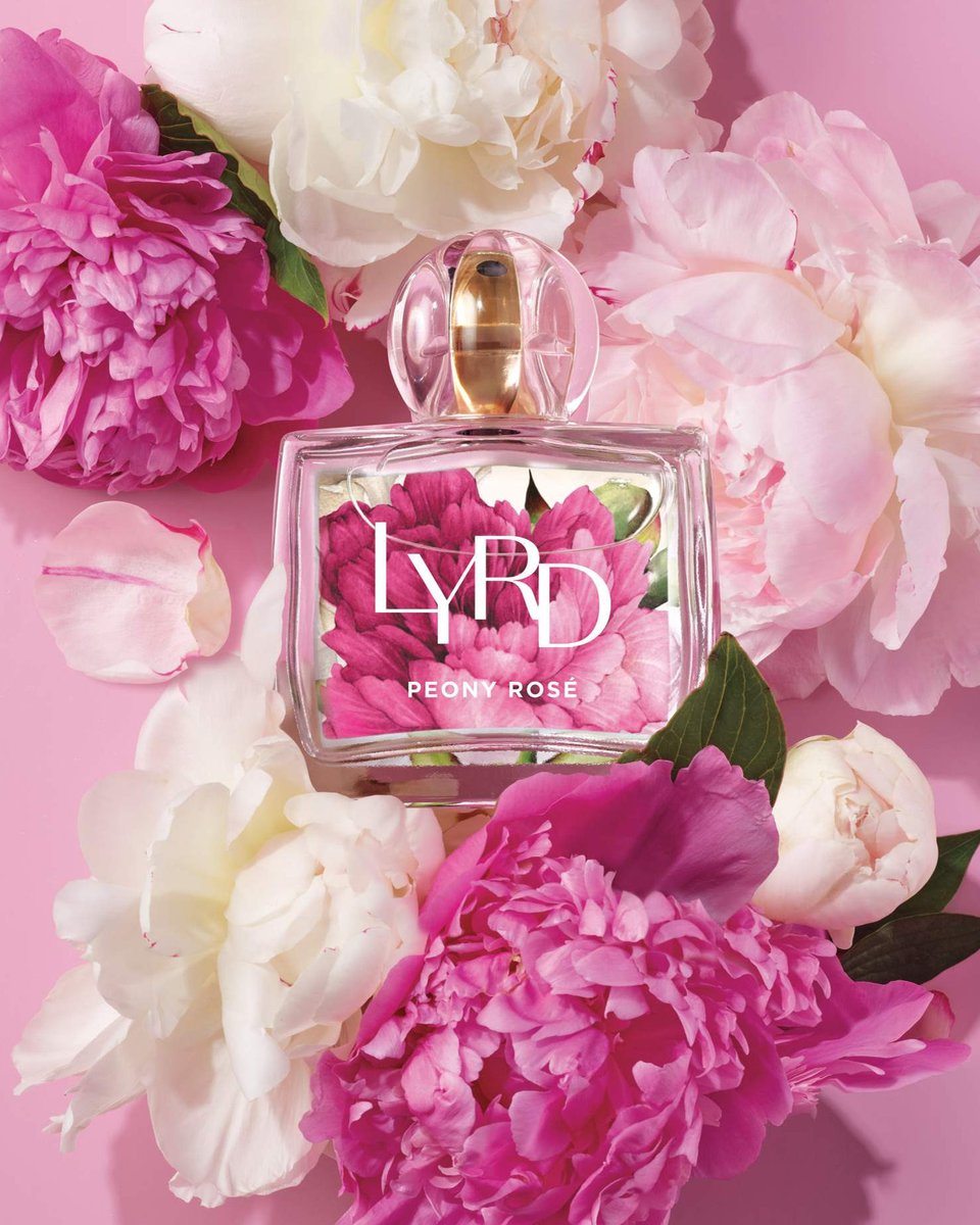 AvonInsider's tweet photo. Inspired by the beauty found in the everyday, this fragrance blends fresh, clean scents with floral notes. 🌸
✨Top: Pink currant
✨Middle: Dewy peony
✨Base: Sheer musk
LYRD Peony Rose Eau de Parfum https://t.co/YaeBtZPV4R
#fragrance #avoninsider #lyrd https://t.co/uH5tMXVDor