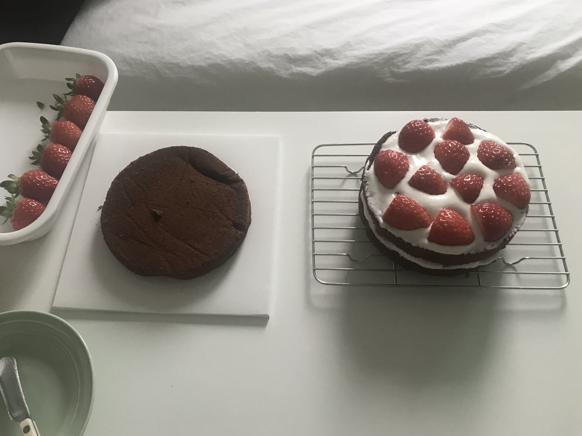 mintcupcakey's tweet photo. 집 카페 집 카페 。。 https://t.co/8kZpdCviUj