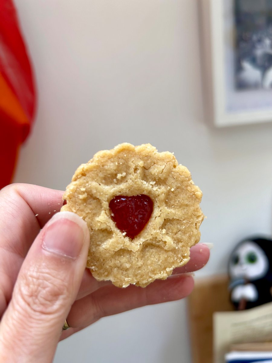 Awww…jammy dodger…