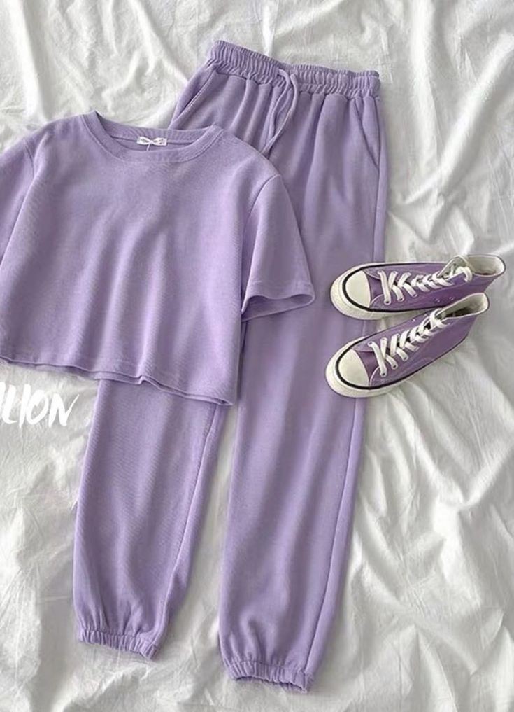 Purple outfit ideas by pinterest 💜🪻🫐🌌🔮

--- A thread🫧

#racunshopee #racunbelanja #zonauang #zonajajan #outfitoftheday #OOTD #purple