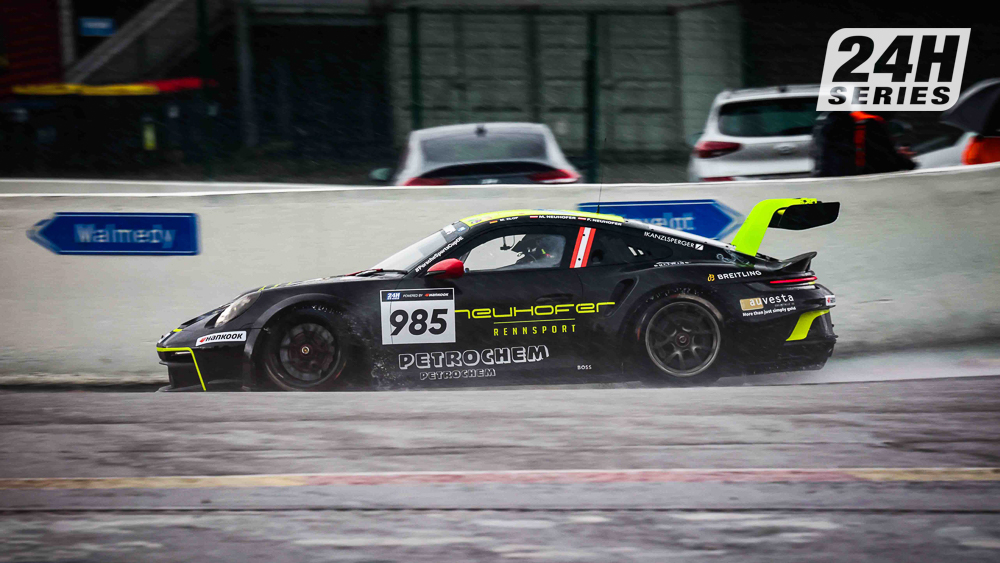 24HSERIES's tweet photo. #24HSERIES | In 992 after 2hrs
1 #Neuhofer (985)
2 #PorscheBaltic (993)
3 #RedAnt (903)
4 @HankookSport (911)
5 Red Ant Racing (903)
Results (https://t.co/zbbIcOqtzP) and per class (https://t.co/J8GIsDfVjo)
#12HSPA https://t.co/caI6SucyRh