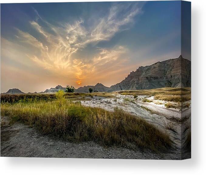 Sunset at Badlands National Park #canvas #Badlands #park #nationalpark #SouthDakota #sunset #photo #photography #art #homedecor #travel #BuyIntoArt #gifts #wallart #Adventure 

Shop: fineartamerica.com/featured/smoky…