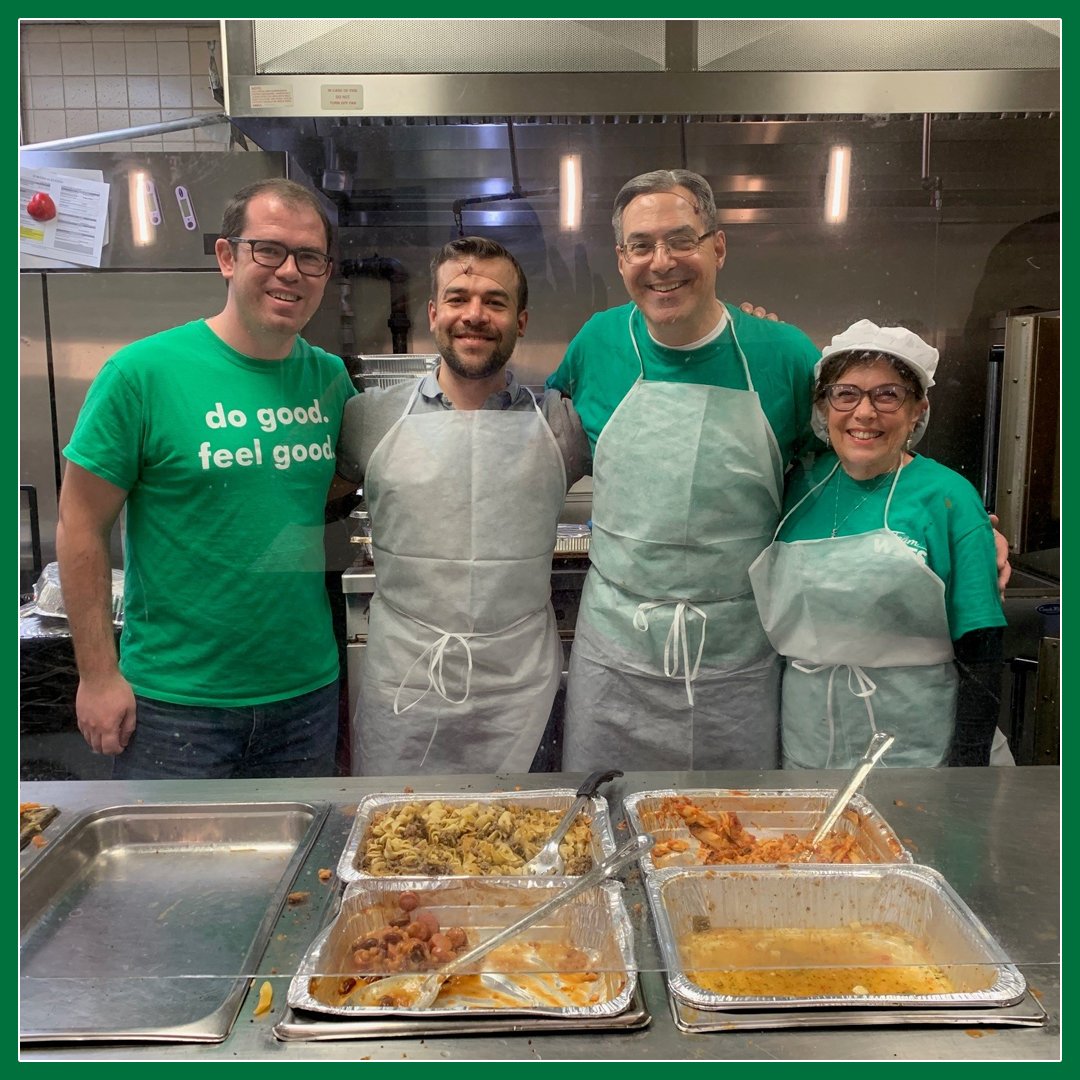 #TeamWSFS recently served a hot meal at @st_johnshospice to more than 200 individuals experiencing hardships and homelessness in Center City Philadelphia.