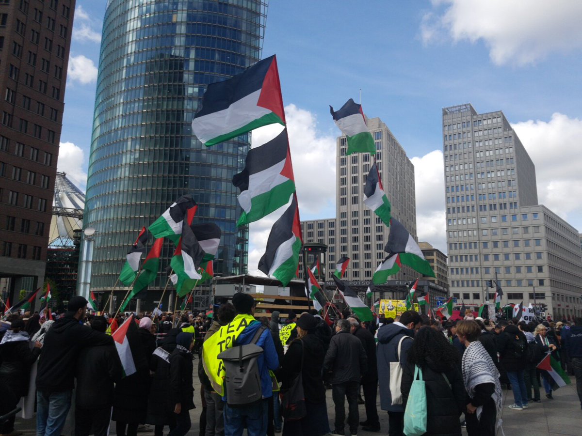 RHEINMETALL ENTWAFFNEN tweet media