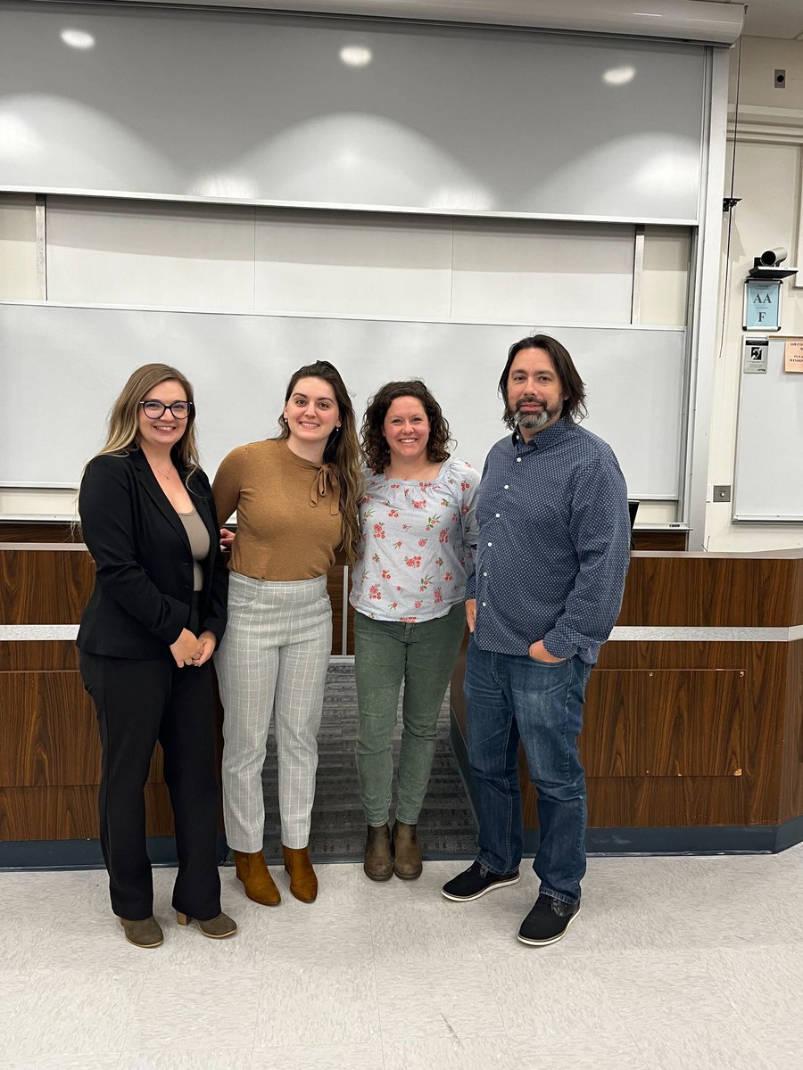 mirandacreative's tweet image. Great time at the Finding Your Market Seminar hosted by CT Farm Bureau Young Farmers Committee! Our digital team were honored guest speakers, sharing insights on effective strategies for CT's young farmers. Inspiring turnout—thanks to all who joined! #MirandaCreative #MakeItHere