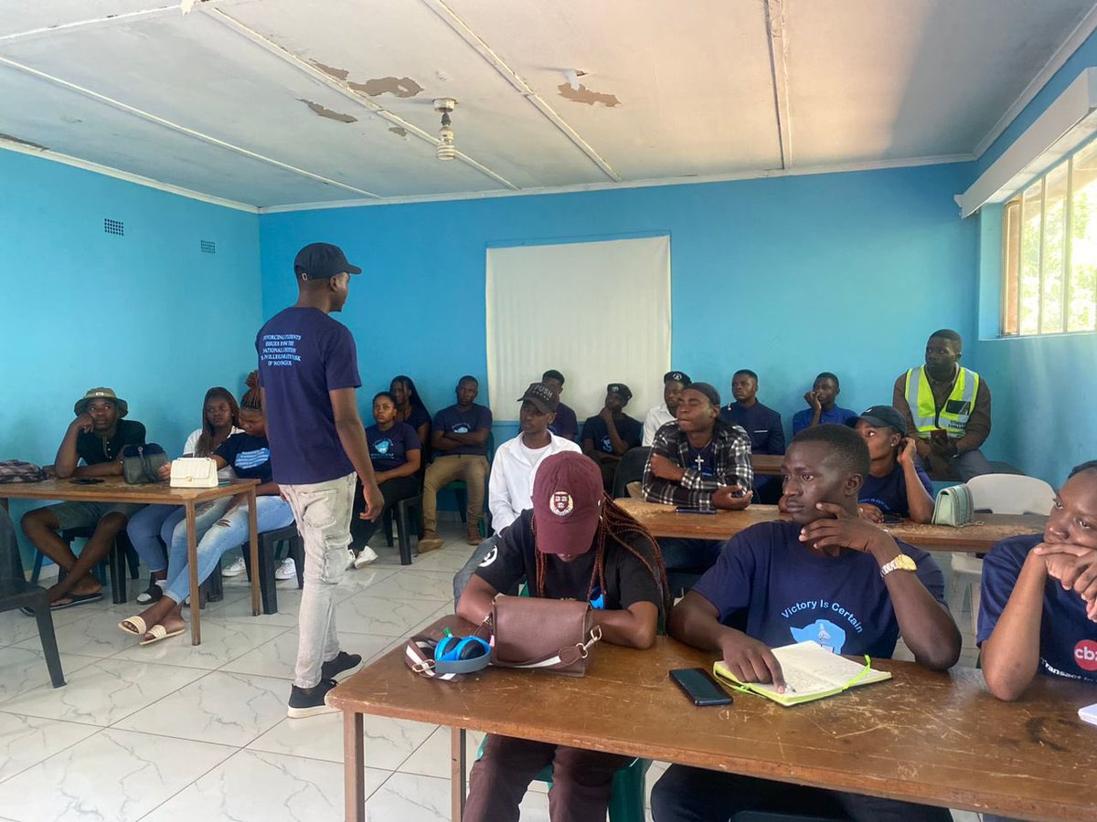 Zinasuzim's tweet photo. 🔵 THE PRESIDENT: Emmanuel SiTiMaH encouraged young female students in Midlands to take up leadership positions and challenge anything that promotes patriarchal systems in institutions of higher learning. #FemaleStudentsSummit #EducationWithoutBarriers https://t.co/JJxRXf4gml