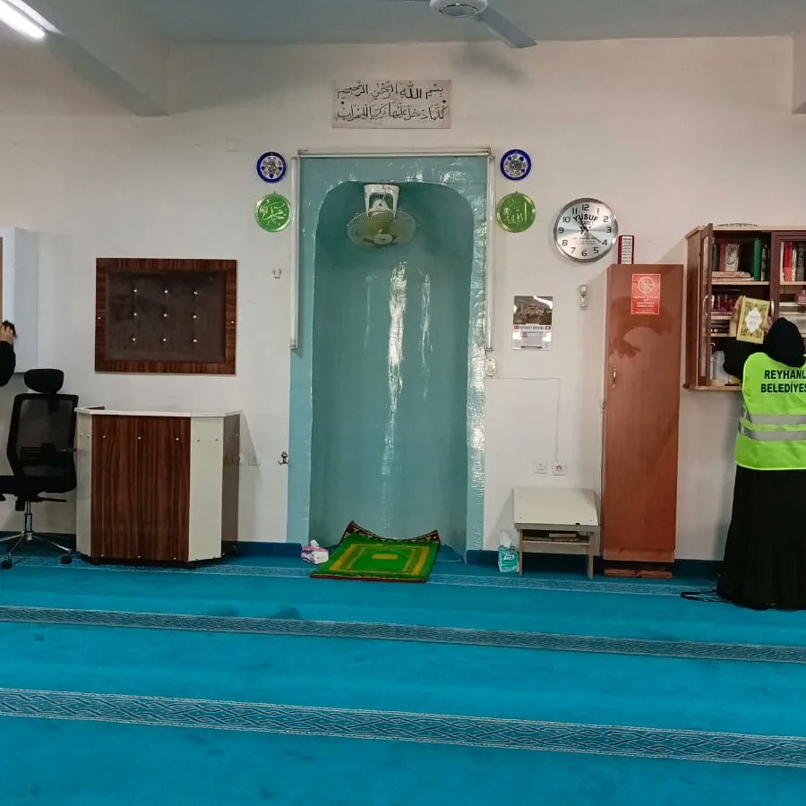 reyhanlibel's tweet photo. Destek Hizmetleri Müdürlüğüne Bağlı Ekipler çalışmalarını sürdürüyor.

Ekiplerimiz İlçe genelinde sorumlu oldukları tüm alanlarda halkımıza hizmet etmeye devam ediyorlar. https://t.co/AI9O4b4r64