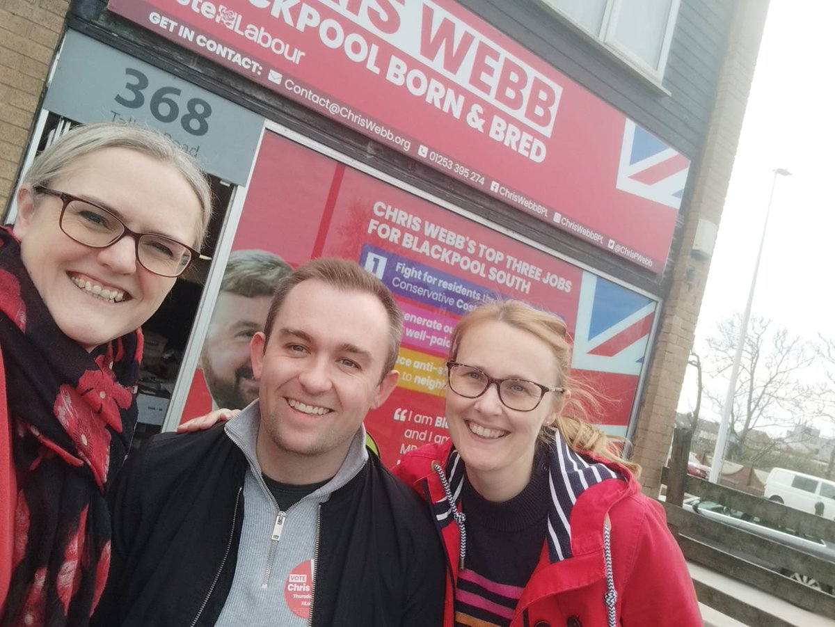 Great to be in Blackpool with the fab @CatSmithMP & @LizziCollinge for Blackpool's own @ChrisPWebb. Lots of Labour support for Chris with two weeks to go! 🌹