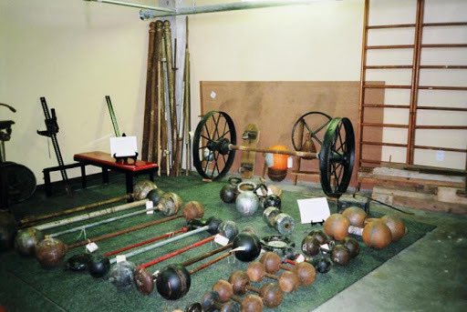 A look at the history of sport and physical culture as it has changed over the years. Nice article Conor. mainlymuseums.com/post/318/h-j-l… @PhysCstudy #museums #sport #Austin