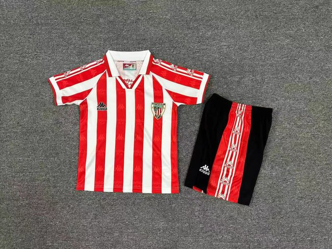 garlotic's tweet photo. 🚨SORTEO ATHLETIC🚨  

Camiseta a ELECCIÓN del ganador  

Para participar: 
• RT 
• Follow a @Hispadrops y a mi  

Recuerda que puedes conseguir estas camisetas EN OFERTA en @Hispadrops ‼️📥  

El ganador se dará 26 de Abril🍀 https://t.co/Mk5mINfl0j