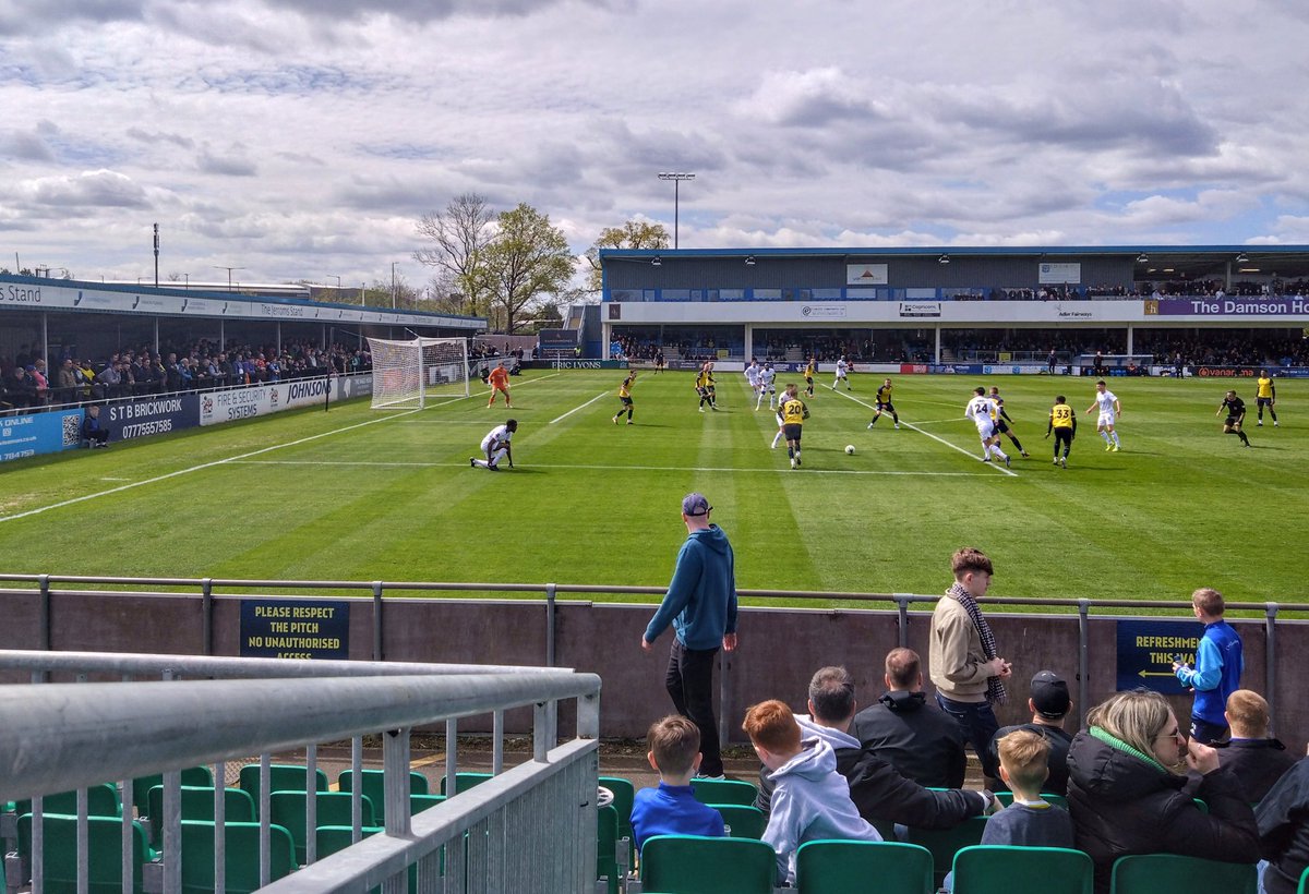 Saturday 20th April. ⚽ Solihull Moors 1-0 York City 📋 @TheVanaramaNL ⌚ Ko 12.15pm 💻 #groundhopping #NonLeague #smfc @SolihullMoors @ycfc Moors find a late winner in a dross game, City avoid relegation.