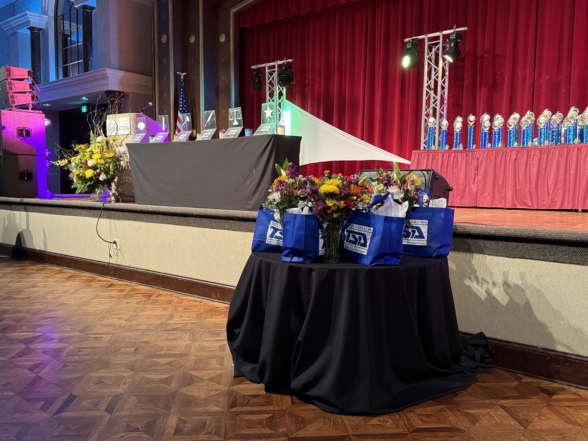 Kathi Breweur tweet media