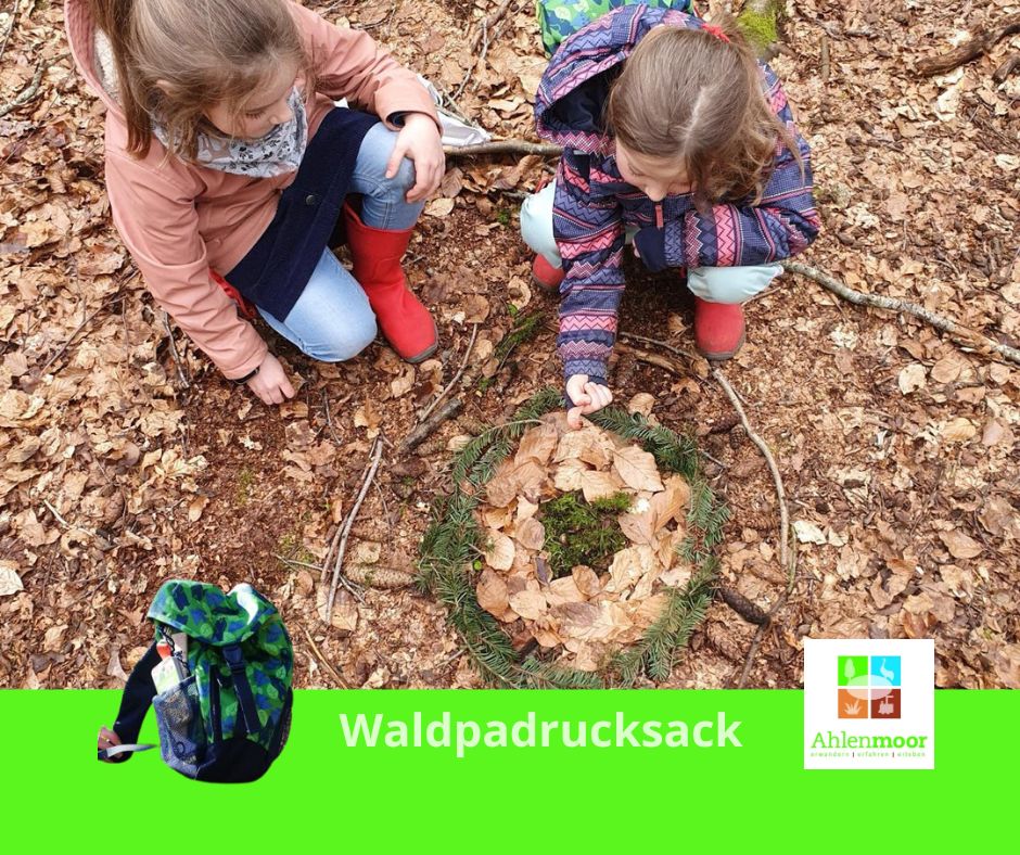 LandHadeln's tweet photo. Moin. 
Für euch im Ahlenmoor getestet: der Waldpadrucksack.
Der absolute Familienhit! Probiert es einmal aus.
https://t.co/WSYyrstGP7 https://t.co/WDah4kIuAZ