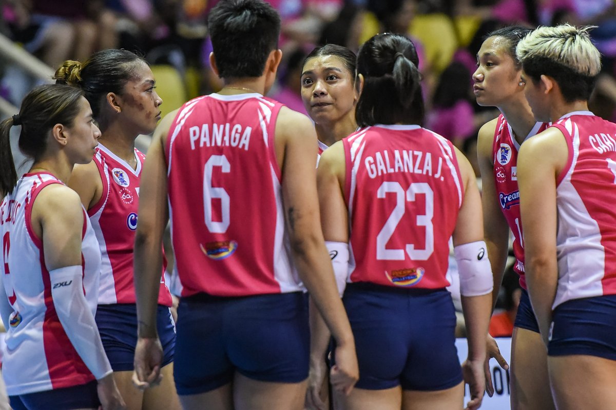 🚨 BREAKING 🚨

PVL: Creamline treats Cignal to a pancit merienda after the HD Spikers defeat the PLDT High Speed Hitters in four sets.

#PVL2024