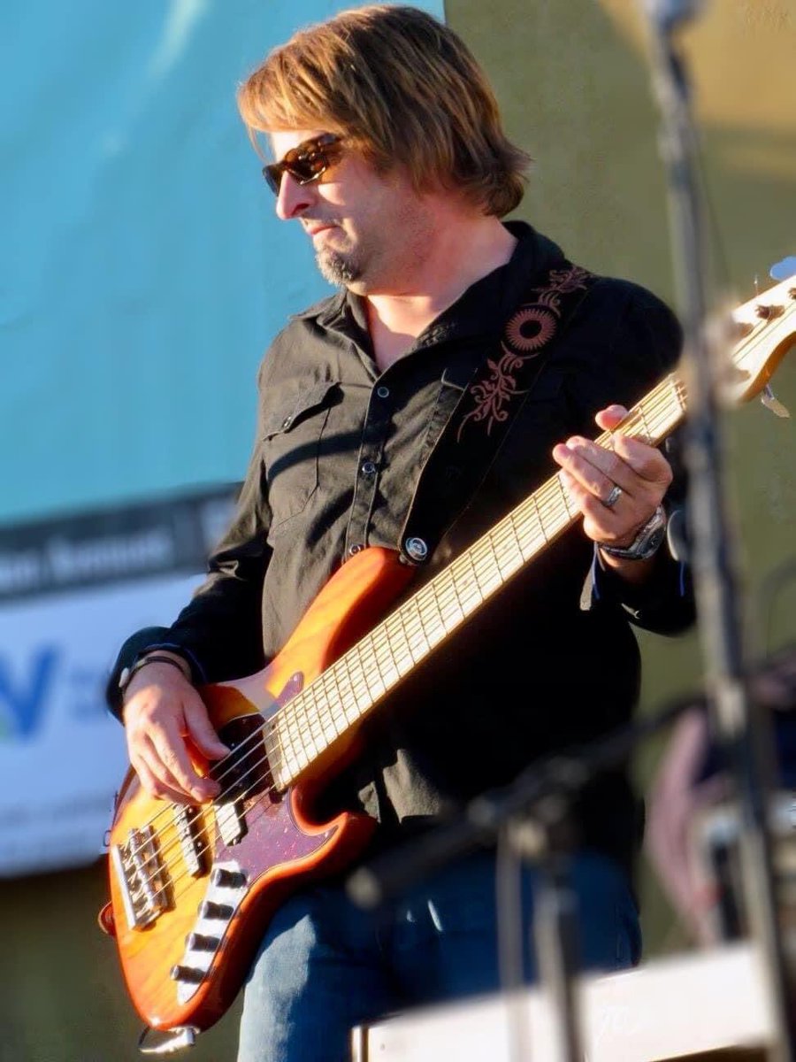 Please join us in wishing a Happy Birthday to our Bass Man, Muddy Shews! #rocknroll #garyusbonds #happybirthday #bassplayer #bass