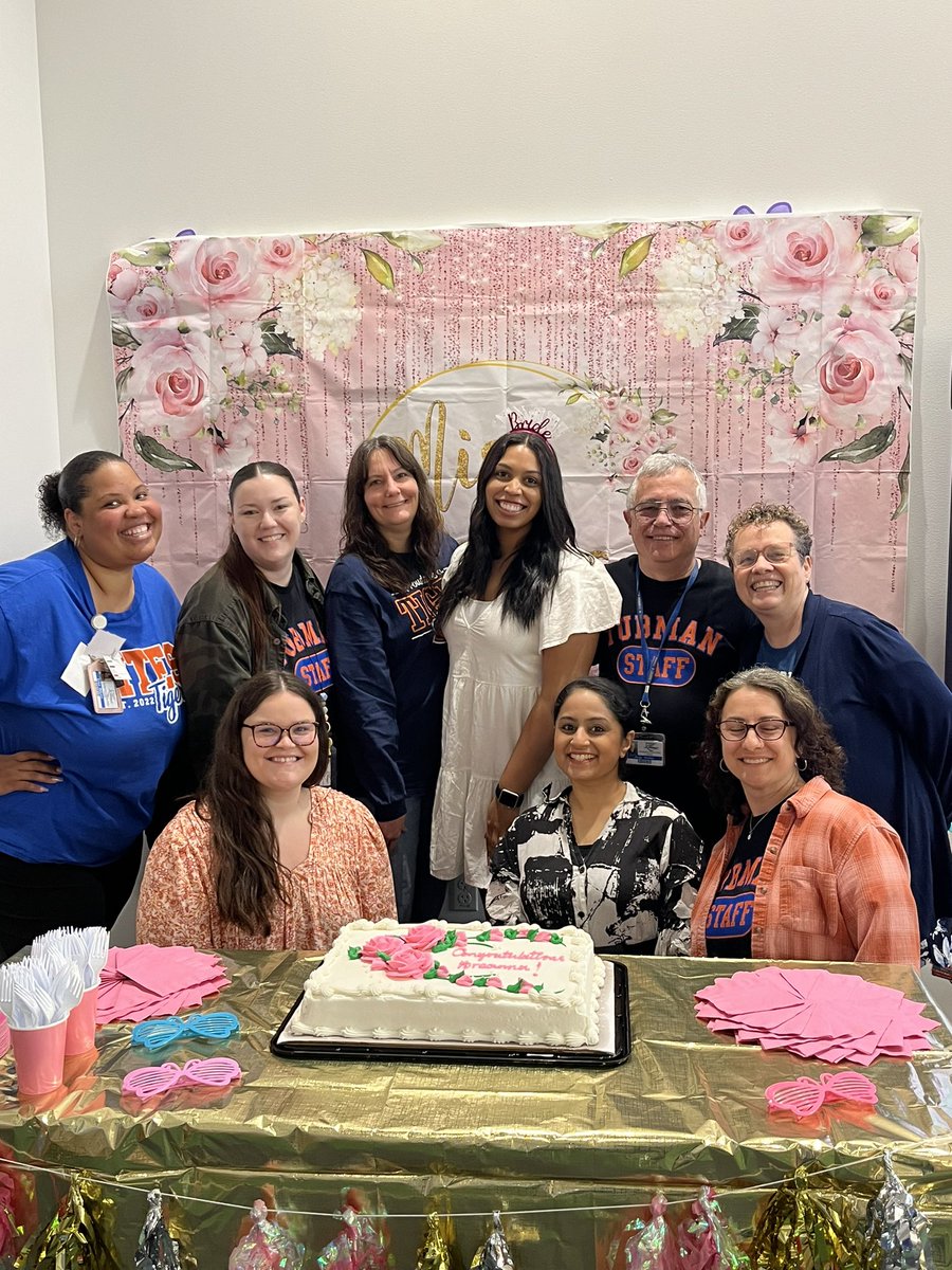 HarrietTubmanES's tweet photo. We were so excited to shower the future Mrs Gondor @MsBreWharton this week!!! Lots to celebrate at Tubman!  💍 💗 https://t.co/rKfKoF4ZbG