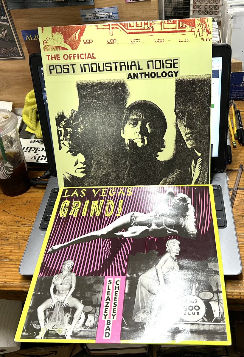 NormalsBooks's tweet photo. Party starts in 49 minutes. #Recordstoreday #BaltimoreRecordstore #FreeCoffee und #donuts https://t.co/x72iep62QZ