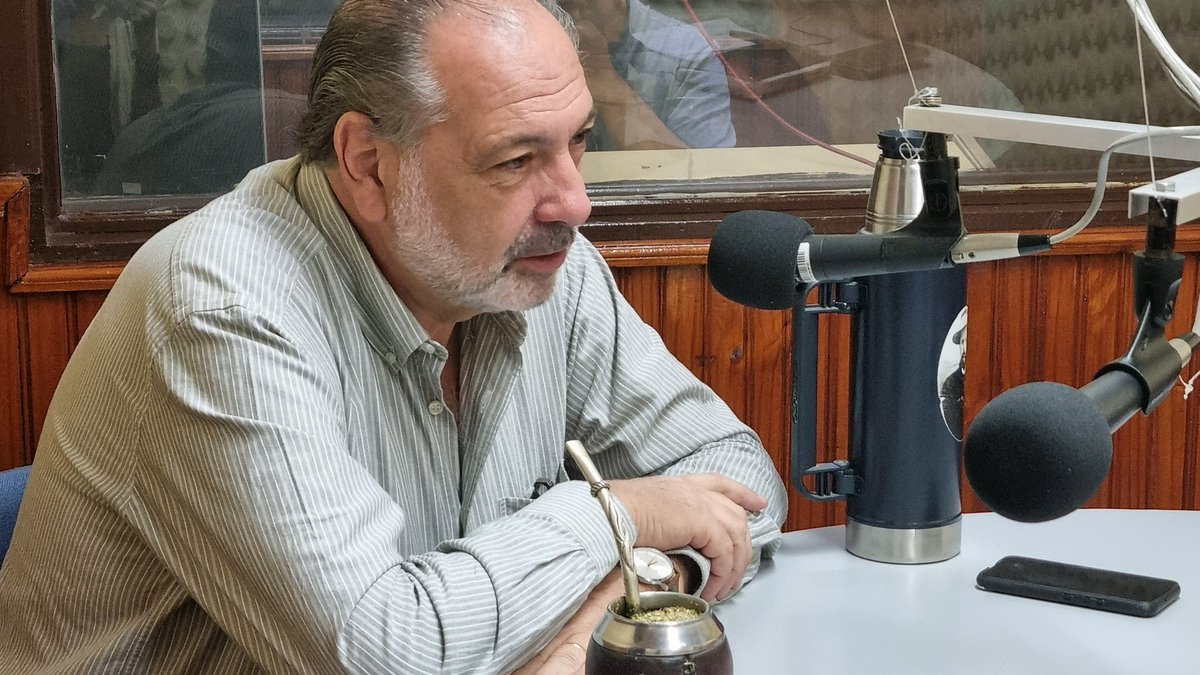 Ahora, @jorgegandini en FM del Hum responde que nunca votó las leyes de cuotas. 'En los cargos de representación no hay que limitar la decisión del ciudadano. Creo en las oportunidades, por eso propongo paridad en los cargos de designación.'