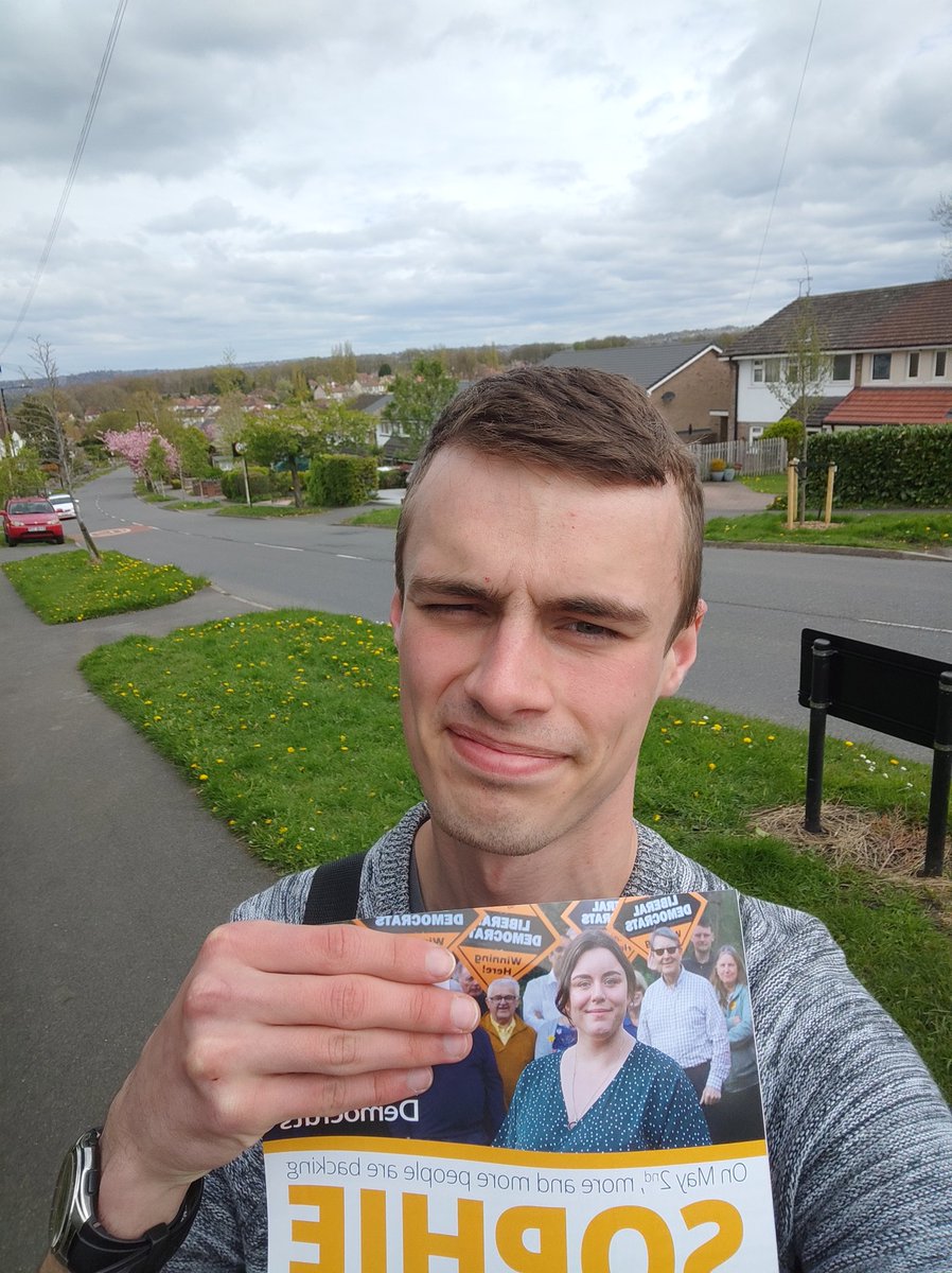 CalebPell17's tweet image. Getting my steps in campaigning for excellent YL councillor Sophie Thornton in Sheffield today. Only the lib Dems can beat Labour here, to challenge the failing labour council and to ensure that vital heritage assets are protected
