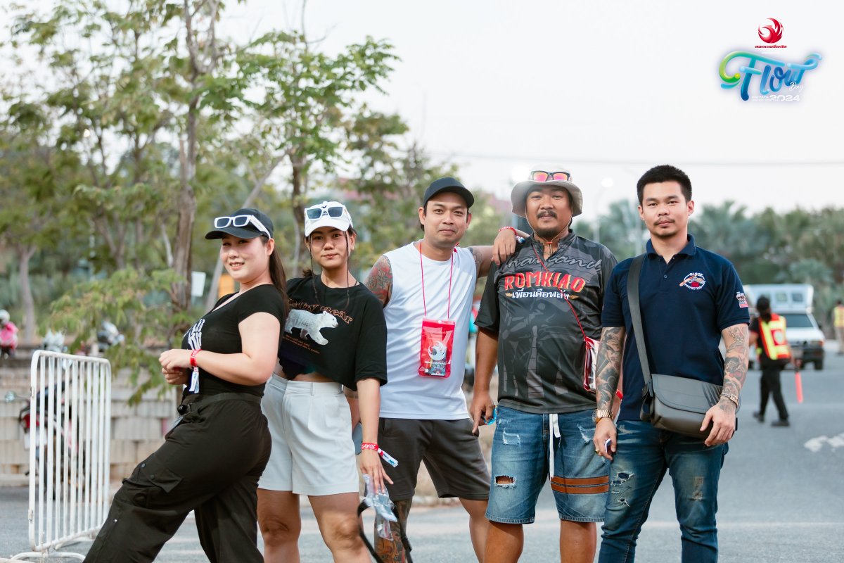 FLOWDAYFEST's tweet photo. 📢  สนุกขนาดไหนดูกันเอาเอง! คึกคักไม่แพ้เมื่อวาน สาดมันส์สนั่นตั้งแต่หน้างานถึงหน้าเวที

🔗 ดูรูปความคึกคักเพิ่มเติมได้ที่ : https://t.co/YkEpdbkLjm

#FLOWDAY2024
#วันไหล2024
#วันไหลพัทยา
#RSMultiX https://t.co/YR4QzxIh0H