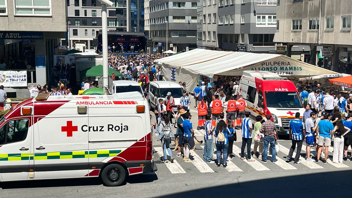 CruzRojaCoruna's tweet image. Día das peñas xunto ao @RCDeportivo na Coruña!!

🍍 O noso #voluntariado vela hoxe pola seguridade das persoas dentro e fóra de #ABANCARIAZOR.