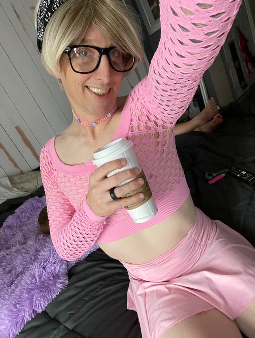 Heyyy, you wanna come lift my skirt and pull my panties to down for a little surprise 💋🍆🍑 #femboy #booty<a href="/tag/booty"class="tags"><span>#booty</span></a><a href="/tag/sissy"class="tags"><span>#sissy</span></a><a href="/tag/sissyslut"class="tags"><span>#sissyslut</span></a><a href="/tag/femboy"class="tags"><span>#femboy</span></a><a href="/tag/sissygurl"class="tags"><span>#sissygurl</span></a><a href="/tag/sissyass"class="tags"><span>#sissyass</span></a>