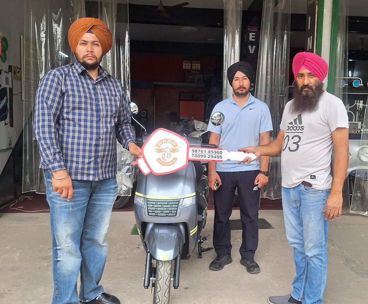##cheeksundi
#electricvehicles 
#cheapprice 
#babamotorsropar
Five_More_EV_On_Wheels 
We are Committed to Deliver The Best.
Congratulations and Thank You All Customer of Ropar for being part of Baba Group (EV Hub) Ropar.
When you take the electric way only buy from Baba Motors.