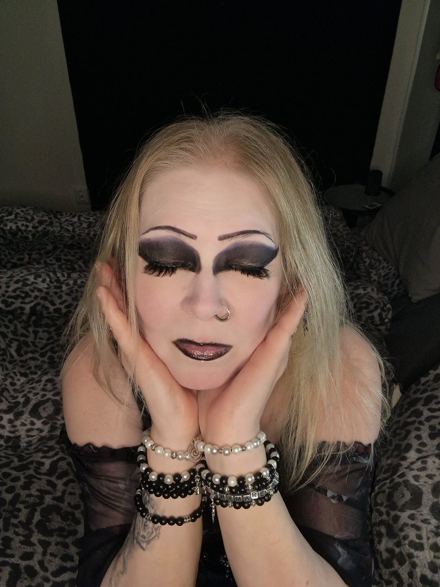 Have a great weekend Darklings 

I wear the Ankh necklace and foundation I got from Gothic Beauty Magazine Box 55.

#Eldergoth #makeup #goth #tradgoth #NotaPhase #beyourself #gothyoutuber #killstar #shein #GothicBeautyMagazine