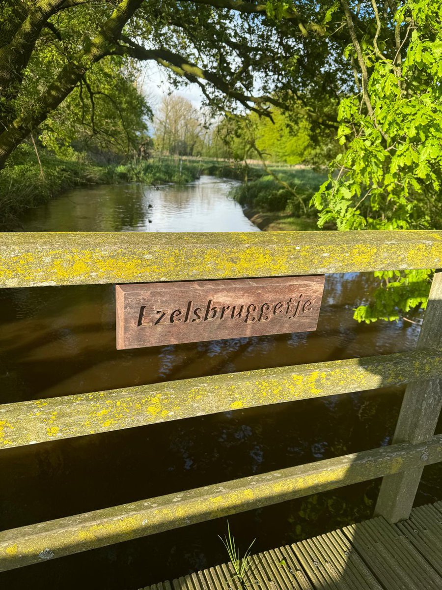 RZWRZ's tweet photo. Etappe 19 en 20 van het Pieterpad- toch weer zo’n 45 km aan de wandel in voornamelijk het zonnetje met tussendoor een korte regenbui: Gennep- Vierlingsbeek-Swolgen 👍🏻☘️ https://t.co/b7eO4SehQG