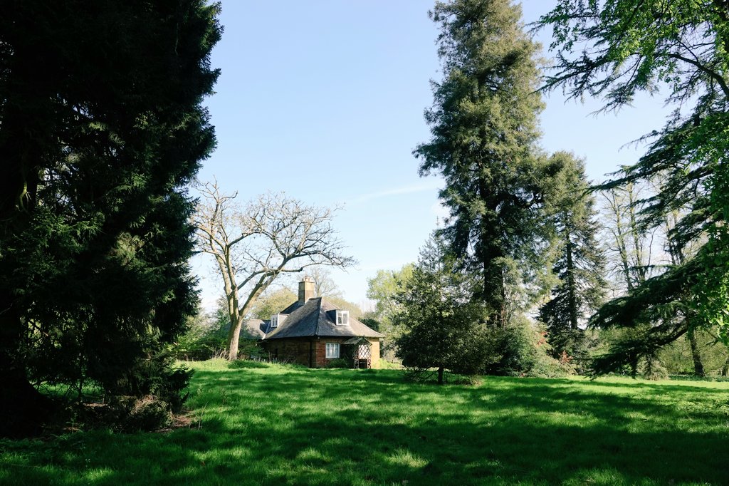 The Dairy @AlthorpHouse 200 years ago, 130 years ago, 96 years ago and today! Built for £350 including the dairy room by Josiah Wedgwood and completed in 1787. The Dairy's utensils and tiles cost £35 11s 8d, the price of 3 horses or 7 cows at that time. Conservation@althorp.com