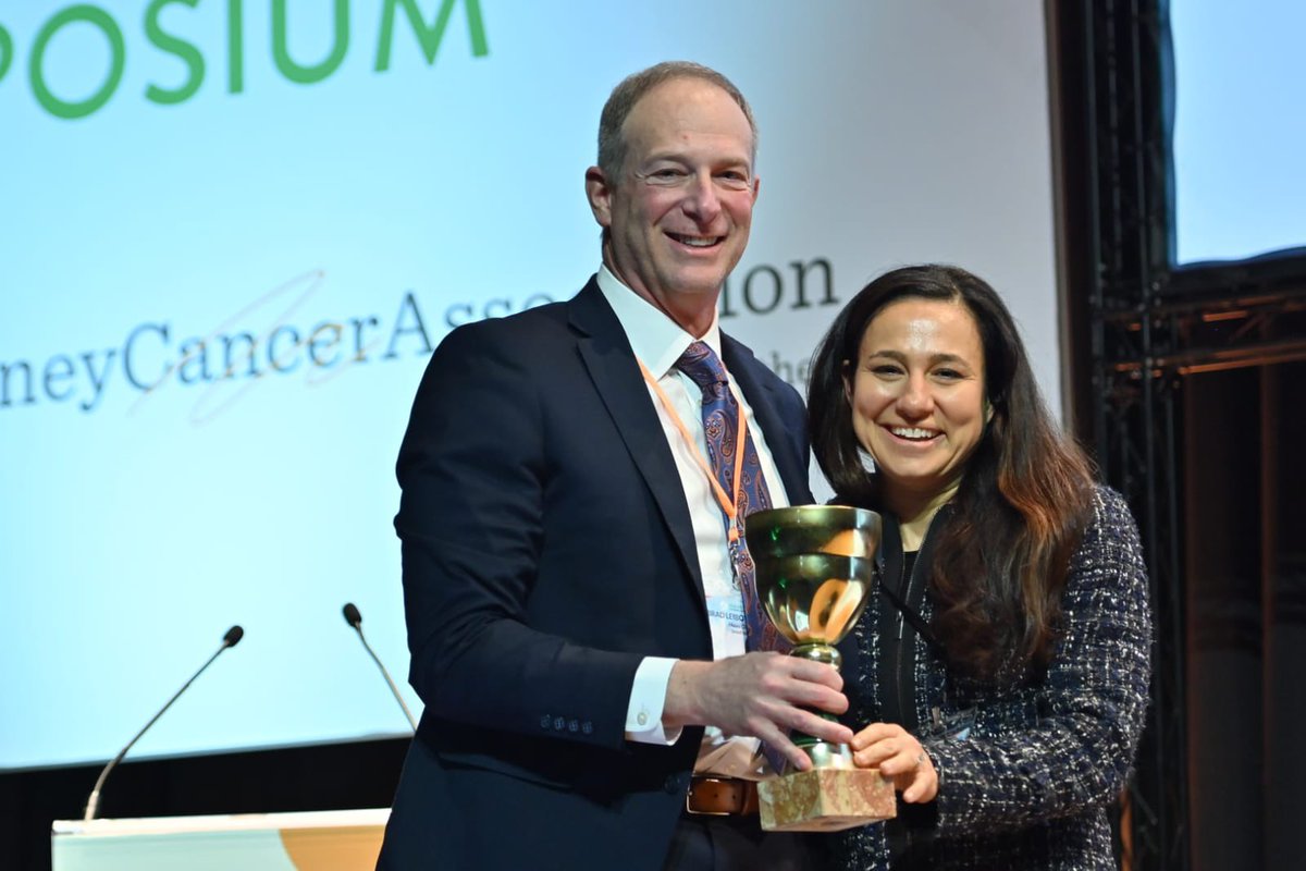 Thank you @DrRanaMcKay for a heartfelt talk about what led you to be the incredible #kidneycancer doctor you are. Well-deserved recipient of the Chris G Wood Rising Star Award. With intro from KCA Board Chair @BradLeibovichMD. #IKCSEU24