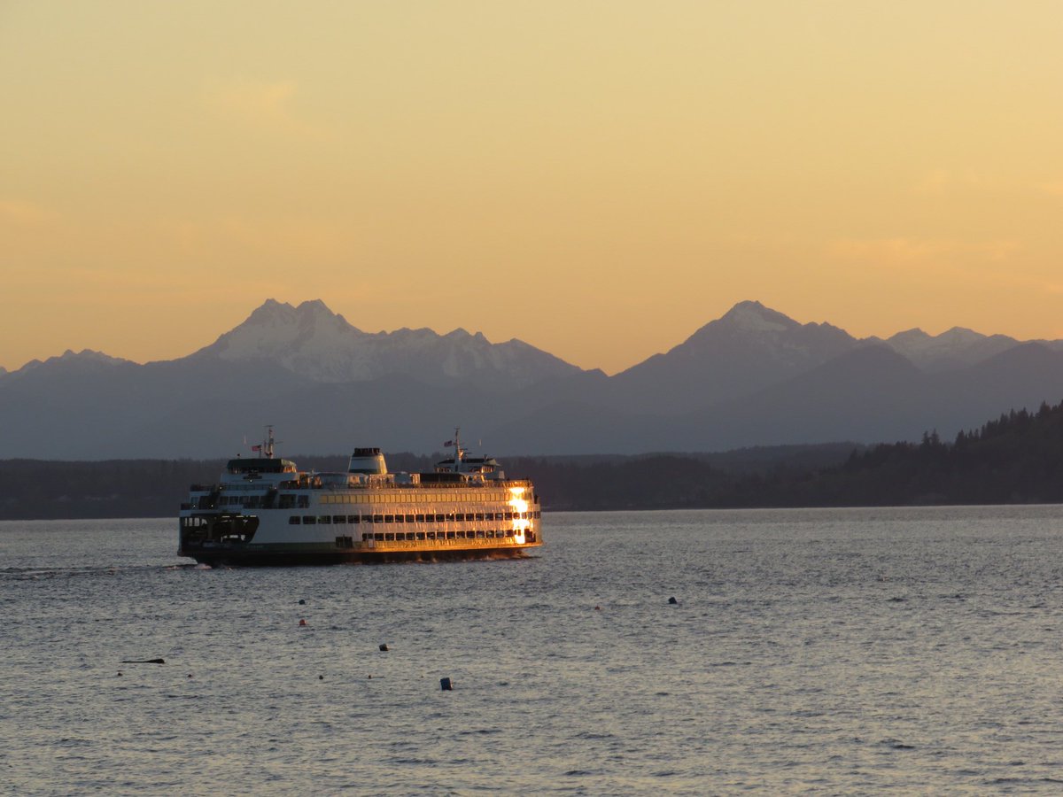 #edmondswa #sunset #ferry